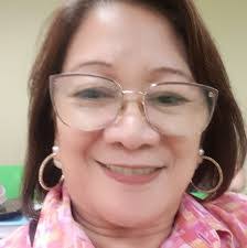 Sonia Lacson's Instagram, Twitter & Facebook