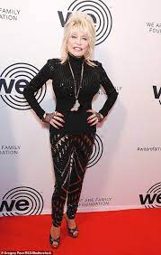 Carl dean was born on july 20, 1942 in nashville, tennessee, usa as carl thomas dean. Dolly Parton Discusses Her 54 Year Marriage To Carl Thomas Dean Aktuelle Boulevard Nachrichten Und Fotogalerien Zu Stars Sternchen