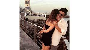 Nazaré é uma telenovela portuguesa produzida pela sp televisão que foi exibida pela sic de 9 de setembro de 2019 a 8 de janeiro de 2021, substituindo alma e coração e sendo substituída por amor amor. Rogerio Samora Esta Novamente Apaixonado Holofote