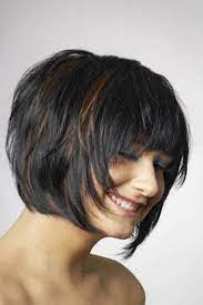 Frisuren fransig mittellang haare farbe schnitt pinterest. Frisuren Mittellang Stufig Fransig Kurze Schwarze Haare Bob Frisur Kurzhaarfrisuren