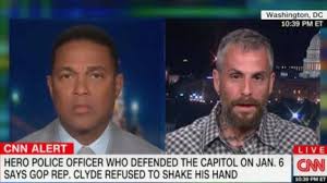 Ivory hecker interrupted her own weather broadcast to. Mphh8zkhawojym