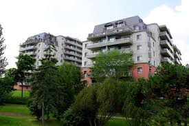 apartments iron horse towers