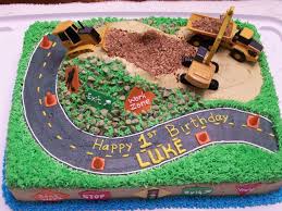 construction cake bau kuchen kuchen zum 3 geburtstag kindergeburtstag kuchen ideen