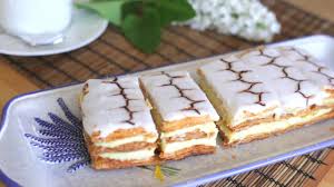 Detailübersetzungen für kuchen (deutsch) ins französisch. Mille Feuille Franzosischer Blatterteigkuchen Mit Cremefullung Youtube