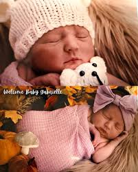 🧠✨ Panelist Spotlight: Dr. Greta Mitzova-Vladinov ✨🧠 We're honored to  welcome Dr. Mitzova-Vladinov to the FilmGate Fusion stage! A trailblazer at  the intersection of healthcare and immersive tech, she teaches anesthesia  sciences