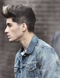 Former one direction star zayn malik has 'done a britney spears' this week, after stepping out with whatever the psychological reasons behind the change, malik's new mop does look rather good, as it also works best with darker hair and more tanned skin tones, so it doesn't appear like you're just. Zayn Malik Hairstyle Google Search Zayn Malik Hairstyle Zayn Malik Photoshoot Zayn Malik Pics