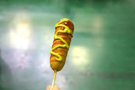 15 jajanan tradisional indonesia yang hampir ada di setiap daerah, pernah coba? 7 Langkah Mudah Bikin Corn Dogs Camilan Hits Ala Korea Nggak Perlu Jajan Lagi Jadinya