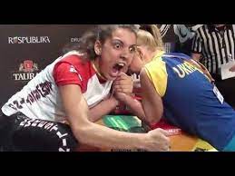 Arm Wrestling Screamer Girl Okay Lol Jokes Videos Epic Fails Funny Crazy Women