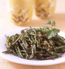 Haricots Verts Sautes A L Ail Et Sauce Soja Au Wok Recette Recette Haricot Vert Haricots Verts Sautes Recettes De Cuisine