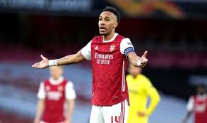 Saka and aubameyang are getting the highlight for tonight's game as they deserve, but kieran tierney stepped up when we need him and completely changed the game. Arsenal Aubameyang Auf Der Transferliste