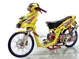 Mio sporty thailook memang tidak membutuhkan biaya terlalu banyak atau bisa dibilang sepadan dengan dompet anak sekolahan. Yamaha Mio Sporty 08 Banyuwangi Inspirator Kreasi Muda