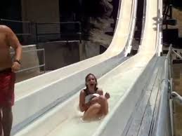 Raging Embarrassment of Girl on Water Slide - video Dailymotion