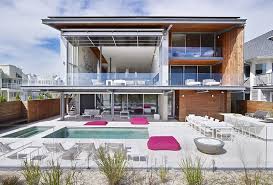 The lot is tiny, but the architect surely designed this home to take advantage of the stunning ocean view. Modern Beach Homes Modern Exterior Design