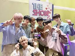 Play 118k like 1.9m comment. Enhypen Takes Home Their 1st Ever Music Show Win With Drunk Dazed Kbizhub