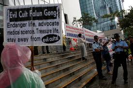 【看中国2020年6月3日讯】近日，國際社會再度聚焦「中共活摘法輪功學員器官」的罪行。二零二零年五月二十七日，美國「應對中共當前危險委員會」（committee on the present danger : æŒ‡æŽ§èˆ‡è¾¯è§£ ä¸€å ´é—œæ–¼ä¸­åœ‹å™¨å®˜ç§»æ¤çš„çˆ­è«– ç´ç´„æ™‚å ±ä¸­æ–‡ç¶²