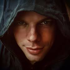 cube v3. photo: Leah Sems