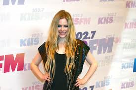 The singer, 36, showed off her noticeably larger bust as she stepped out wearing a revealing white. Avril Lavigne In A Good Place