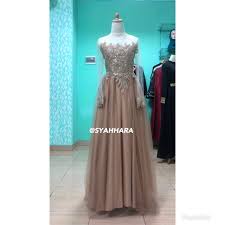 Dress brokat ini biasanya dibuatdengan menyertakan kain pelapis atau furing di dalamnya. Dress Brokat Tile Aplikasi Payet Gratis Manset Shopee Indonesia