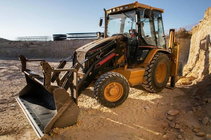 Power Your Project with Dubai's Rental Equipment Experts