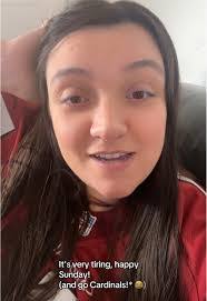 Jessica Withrow's Instagram, Twitter & Facebook