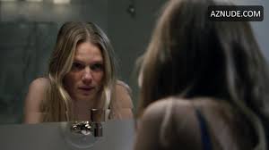 Tracy Spiridakos Underwear part in Chicago P.D. - UPSKIRT.TV