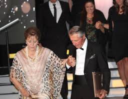 Gary player and vivienne verwey player were married for 64 years and had six children, 22 grandchildren and two great. Watch Sa Golf Legend Gary Player Is Now A Hall Of Famer Fourways Review