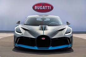 Hypercar heavyweights go head to head at vmax 200 stealth, the ferrari laferrari and bugatti veyron! Is The Bugatti Divo The Most Valuable Production Car Of The 21st Century