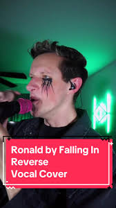 Hope i did @ronnieradke & @Alexterribleofficial proud😅🤘 #czyk  #fallinginreverse #slaughtertoprevail #ronnieradke #metal #metalcore #cover  #screaming