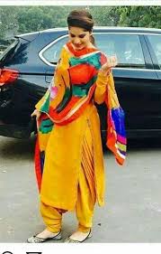 Black And Yellow Suit Girls Pin By Triptiproducts On Suit Punjabi Outfits Clothes Collection Punjabi Fashion