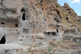 There are examples of both types of settlements in the monument area. Bandelier Living In Cave Dwellings In Cliffs Dan S Papers