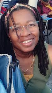 Taking time after work to chill listening to music with friends ,  #elsegundo #realtorlife #summerconcert #coolvibes