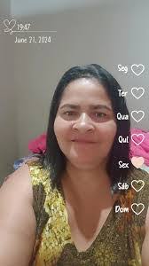 Angela Martins's Instagram, Twitter & Facebook