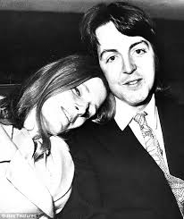 Historia The Beatles (Fab Four): MARTHA MY DEAR