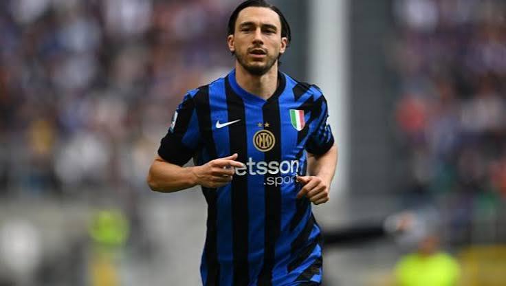 Bologna have agreed a deal to sign Matteo Darmian as a free agent on a 1-year contract.  The Italian full-back has been available since leaving Inter Milan on a free transfer in June.  Bologna moved for Darmian following Emil Holm's long-term injury.