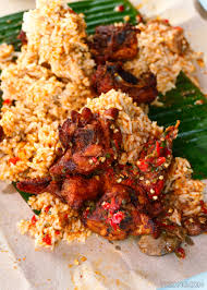 Biasanya kangkung dijadikan salah satu menu pendamping nasi, sebagai lalapan maupun sayur. Nasi Mmanggey Nasi Kak Wok Warung Cikgu Bandar Bukit Puchong