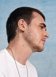 Tesse Postek's Instagram, Twitter & Facebook