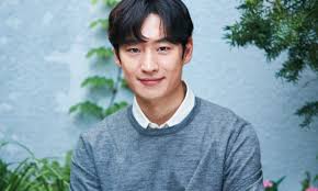 How does dark hero lee je hoon deal with malicious comments? : Xfbnfcxnztbs M