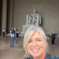 2700+ profils pour “Carrie