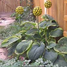 Luxuriose Gartenfragen Gartenfragen Luxuriose Spice And Medicinal Herbs Delight The Eye With Their Garden Art Sculptures Garden Pottery Herb Garden Design