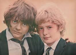 Melody: 88 ideas to save today from "Melody"