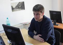 Constantin diţă, ionuţ caras, cătălin babliuc and others. Portretul LuptÄƒtorului La TinereÅ£e Cea Mai UratÄƒ Si AdevÄƒratÄƒ FaÅ£Äƒ A Comunismului