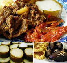It is a day off for the general population, and schools and most businesses are closed. Hari Raya Food Hornbill Celebration S Blog