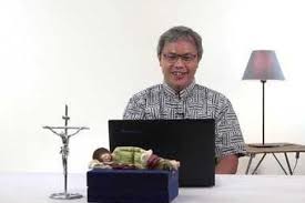 Pilihan hidup kita menentukan cara kita melihat hidup dan memberikan fokus yang lebih jelas pada visi batin kita. 1e2rbbuxmxzibm