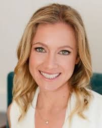 Andrea Baskin's Instagram, Twitter & Facebook