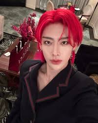 🐱 : Are you sleepy? 🐱 : How's the red hair? 🐱 : It's kinda new right? 🐱  : You will get used to it soon😊 240318 🫧 12:09-12:16 AM KST #ZEROBASEONE #