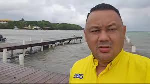 Inundación en Wet End, Roatán: Marea en la Playa