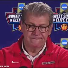 Vicky Vitale (@Vitale15)