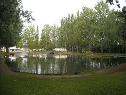 Le Domaine De La Guinguette A Ete Selectionne Par Heavento Le Guide De L Evenementiel Locations De Salles Traiteur Location De Salle Les Guinguettes Guinguette