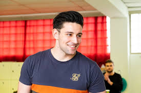 Instagram-Influencer hautnah: Alexander Eder rockt HAK Amstetten