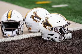 Find out the latest on your favorite ncaaf teams on cbssports.com. Cowboys Take On Lobos In Las Vegas
